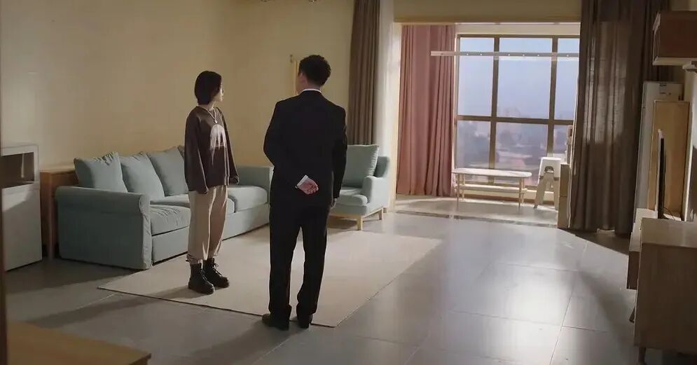 年轻人不买房，花几十万租房